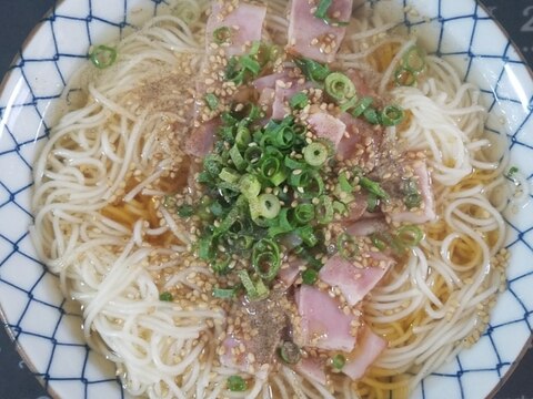 ベーコンであったか塩にゅうめん